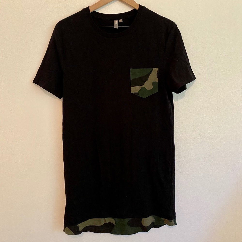 ASOS Men’s long shirt camo detail - new
